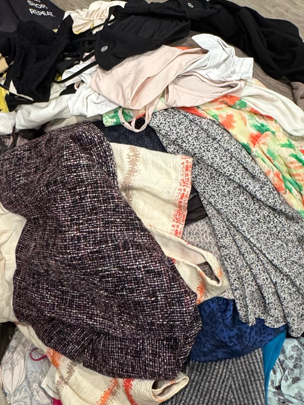 Closet cleanout!!! 🛍️